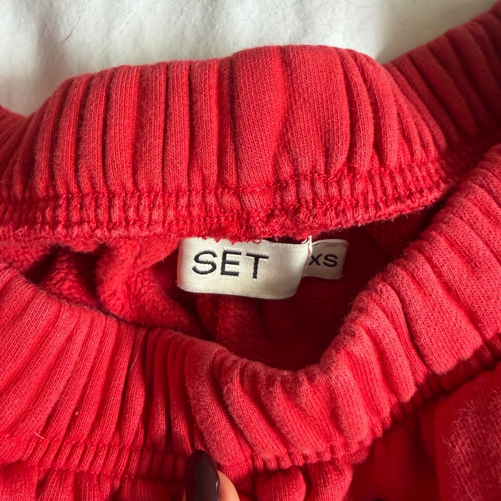 SET Active Red Sweat Shorts - Picture 2 of 4